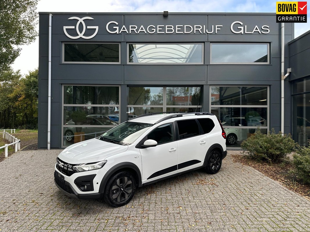 Dacia-Jogger-1.6 Hybrid 140 Extreme 7p. 7 persoons | Lease One en Lenen op Maat maken het mogelijk!
