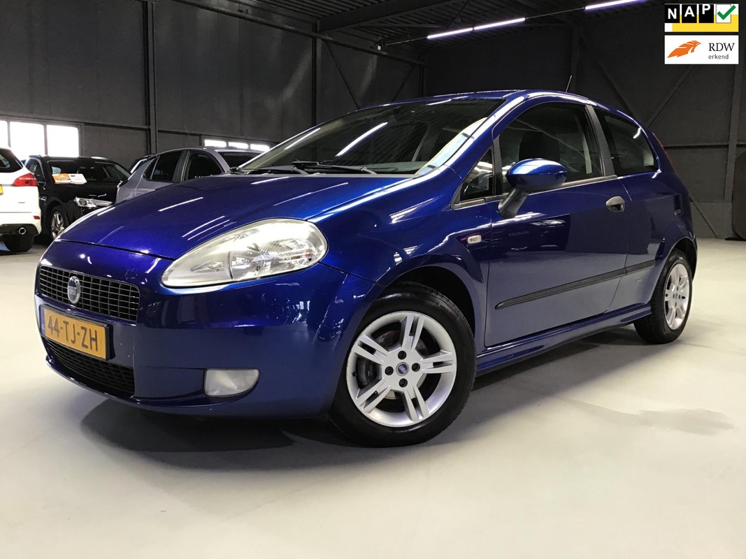 Fiat-Grande Punto-1.4 Edizione Blue & Me I New Koppeling + Distributieset + KB I Automaat I Clima I Trekhaak I 163xxx I 15 inch. | Lease One en Lenen op Maat maken het mogelijk!