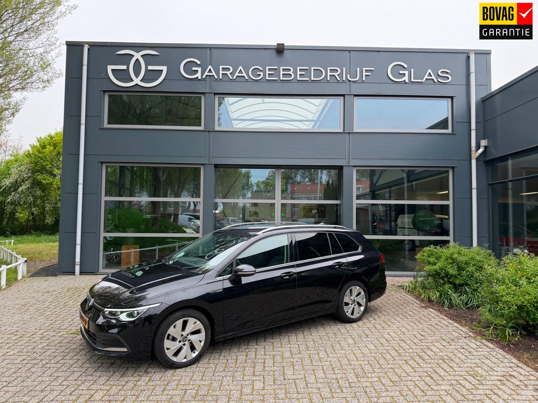 Volkswagen-Golf-Variant 1.5 TSI Style stoel/stuurverw, - carplay - camera | Lease One en Lenen op Maat maken het mogelijk! Volkswagen-Golf-Variant 1.5 TSI Style stoel/stuurverw, - carplay - camera | Lease One en Lenen op Maat maken het mogelijk!
