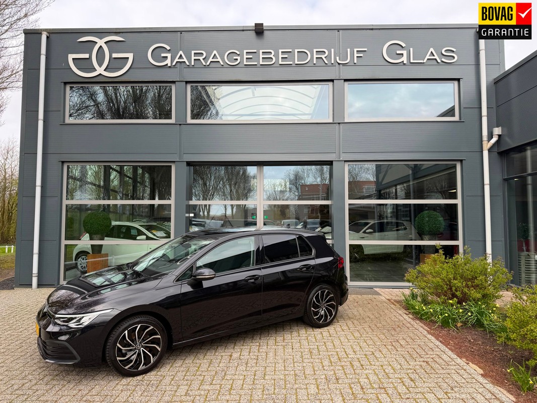 Volkswagen-Golf-1.0 TSI Life carplay | Lease One en Lenen op Maat maken het mogelijk!