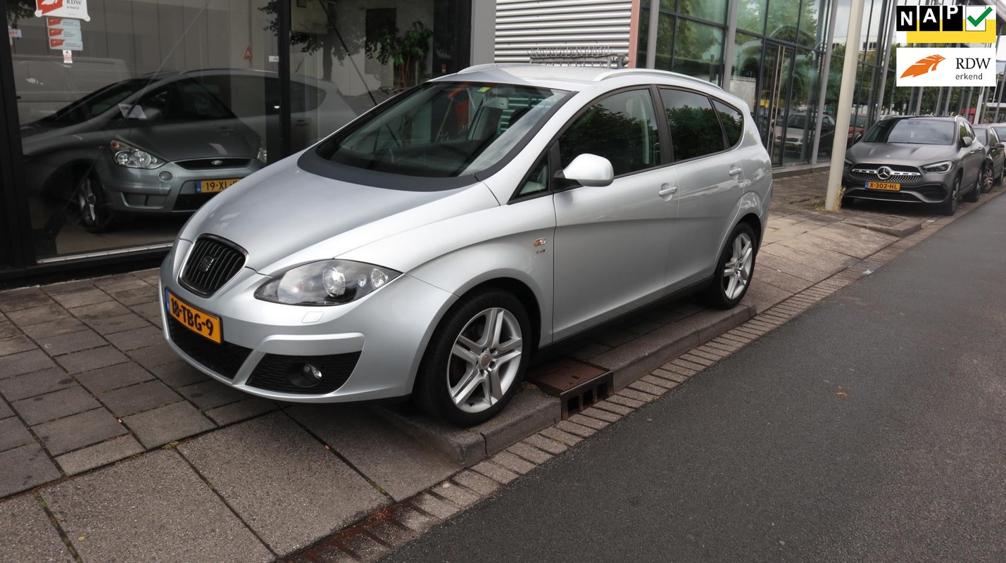 SEAT-Altea XL-1.2 TSI Ecomotive Businessline COPA NAVIGATIE/NIEUW DISTRIBUTIEKETTING | Lease One en Lenen op Maat maken het mogelijk!
