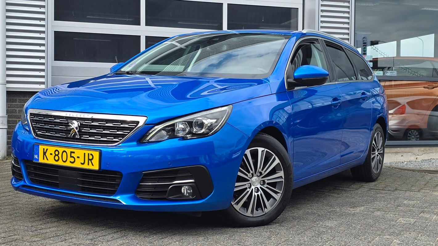 Peugeot-308-SW 1.2 PureTech Blue Lease Allure | Lease One en Lenen op Maat maken het mogelijk! Peugeot-308-SW 1.2 PureTech Blue Lease Allure | Lease One en Lenen op Maat maken het mogelijk!
