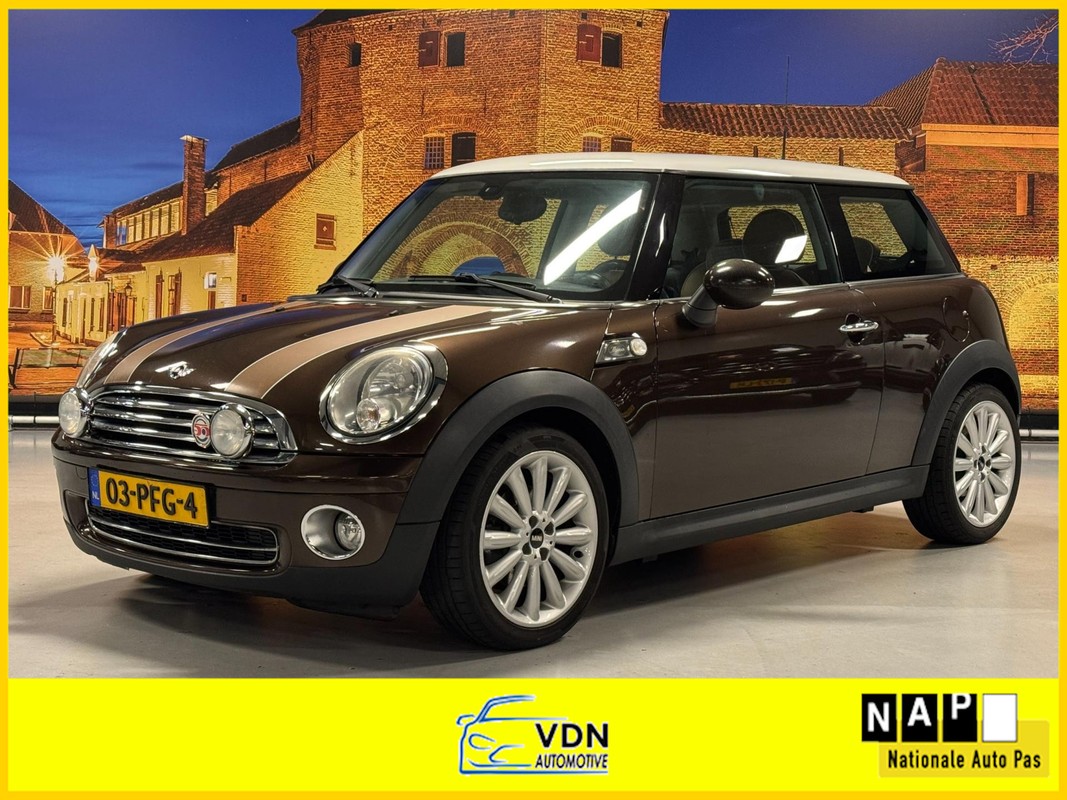 MINI-Cooper-Mini 1.6 Mayfair Leer Climate&Cruise Control | Lease One en Lenen op Maat maken het mogelijk!