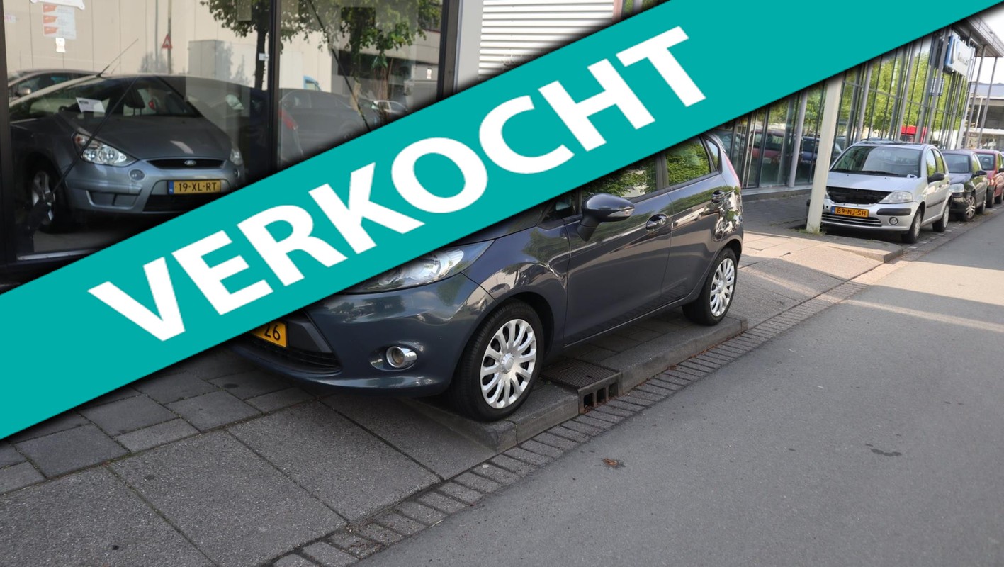 Ford-Fiesta-1.25 Titanium AIRCO | Lease One en Lenen op Maat maken het mogelijk!