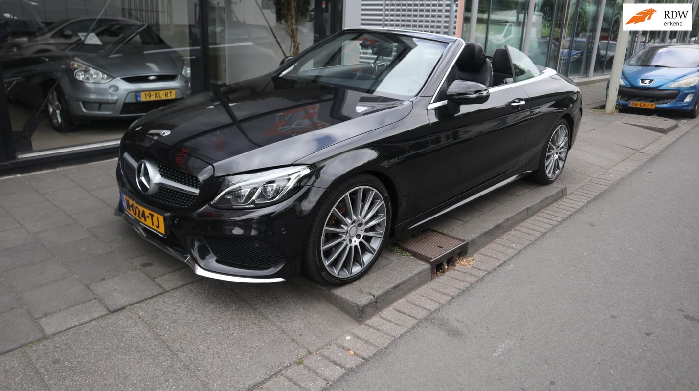 Mercedes-Benz-C-Klasse-Cabrio 220 d Premium Plus | Lease One en Lenen op Maat maken het mogelijk!