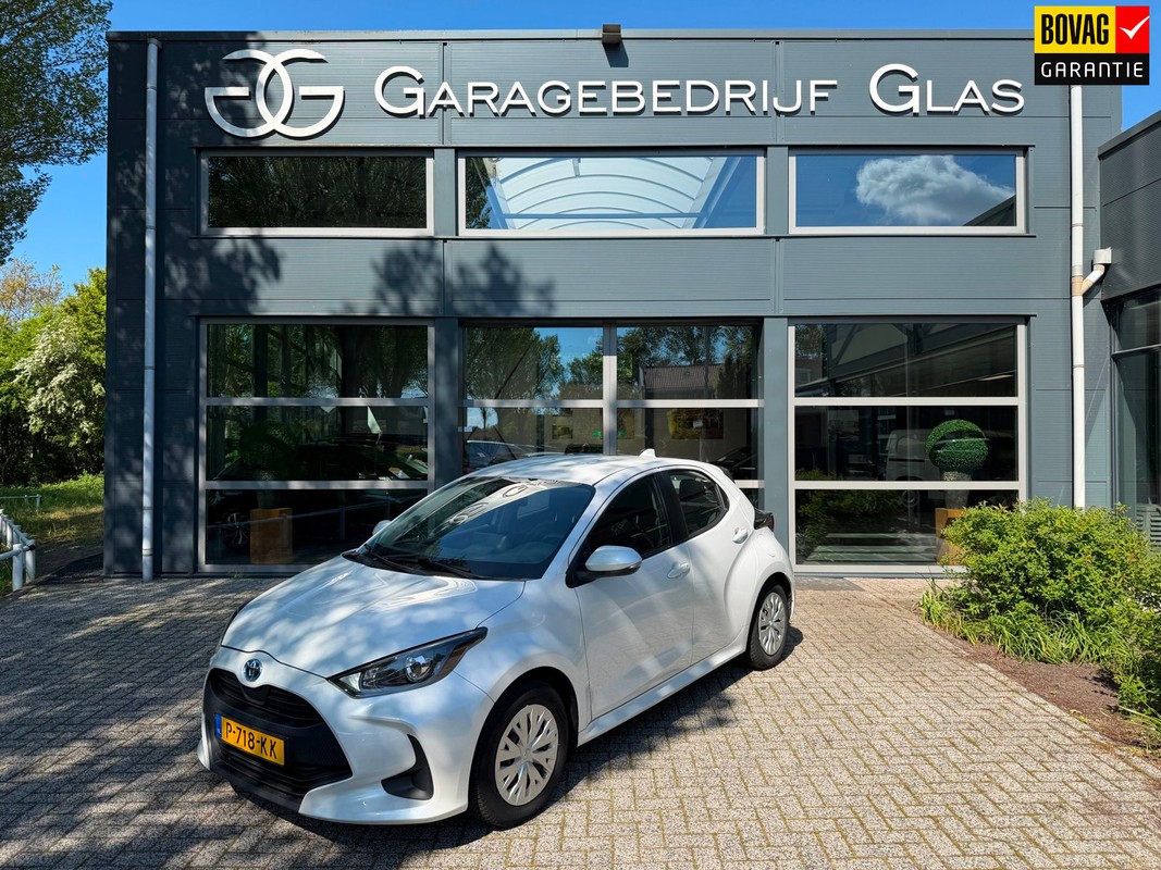 Toyota-Yaris-1.5 Hybrid Active platinum pearl white | Lease One en Lenen op Maat maken het mogelijk! Toyota-Yaris-1.5 Hybrid Active platinum pearl white | Lease One en Lenen op Maat maken het mogelijk!