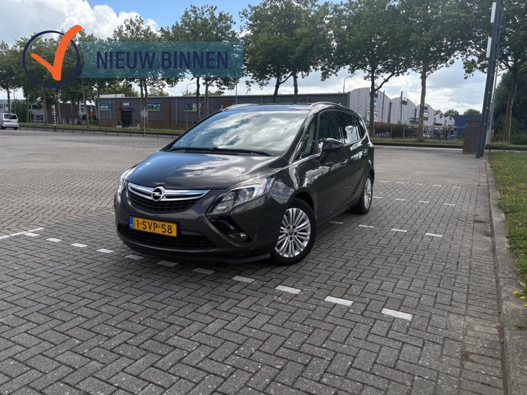 Opel-Zafira-Tourer 1.6 CDTI 7p Euro6. Navi/Leder/Cam/Trekh | Lease One en Lenen op Maat maken het mogelijk!