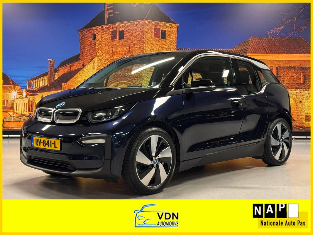 BMW-i3-Basis 94Ah 33 kWh SOH 88% Navigatie PDC | Lease One en Lenen op Maat maken het mogelijk!