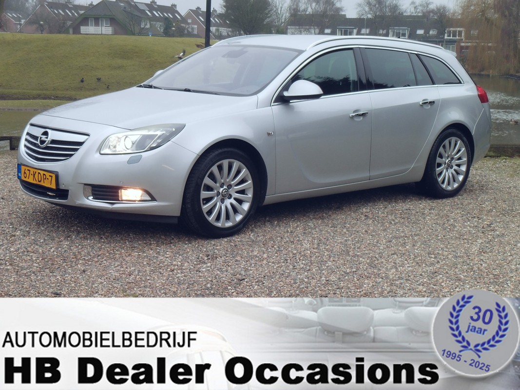 Opel-Insignia-Sports Tourer 1.6 T Cosmo | Lease One en Lenen op Maat maken het mogelijk! Opel-Insignia-Sports Tourer 1.6 T Cosmo | Lease One en Lenen op Maat maken het mogelijk!