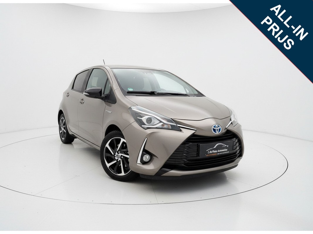 Toyota-Yaris-1.5 Hybrid Style | Lease One en Lenen op Maat maken het mogelijk!