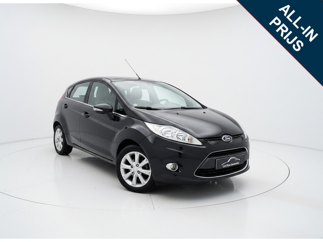 Ford-Fiesta-1.6 Ghia | Lease One en Lenen op Maat maken het mogelijk!