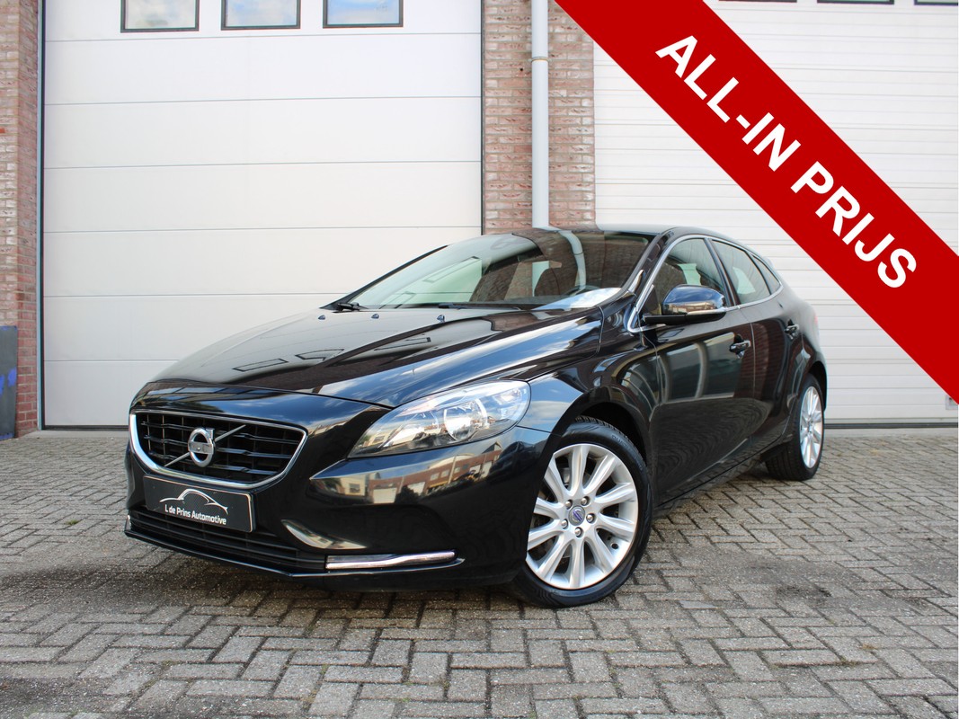 Volvo-V40-1.6 T4 Momentum | Lease One en Lenen op Maat maken het mogelijk!