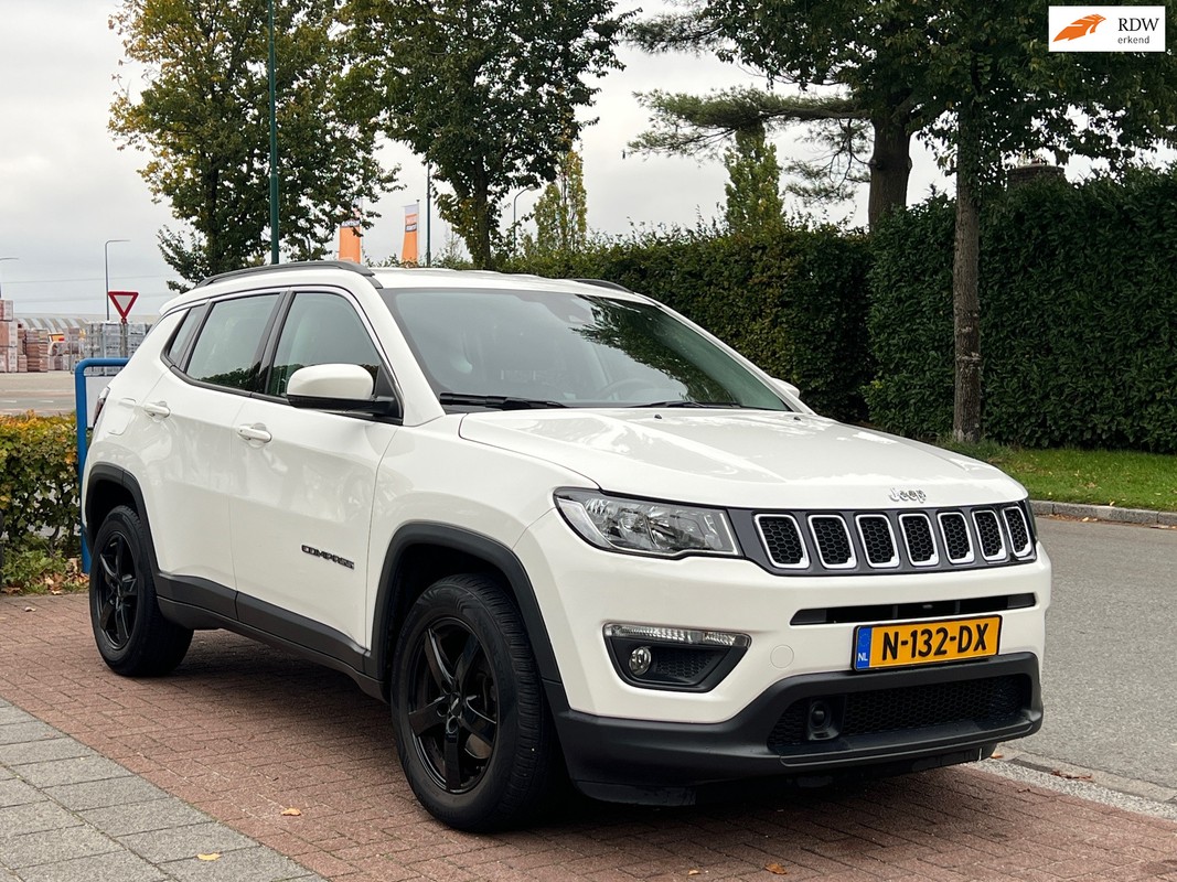 Jeep-Compass-1.4 MultiAir Longitude ** Apple CarPlay/ APK 11-2026 | Lease One en Lenen op Maat maken het mogelijk! Jeep-Compass-1.4 MultiAir Longitude ** Apple CarPlay/ APK 11-2026 | Lease One en Lenen op Maat maken het mogelijk!