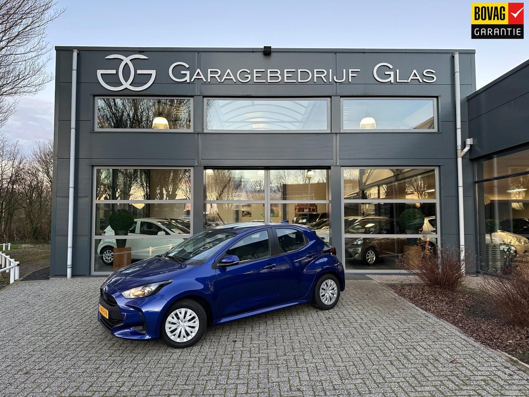 Toyota-Yaris-1.5 Hybrid Active camera - carplay | Lease One en Lenen op Maat maken het mogelijk!