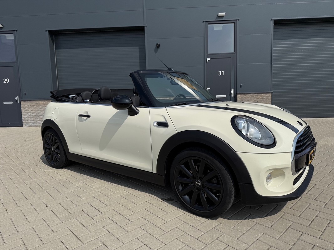 MINI-Cooper Cabrio-Mini 1.5 Business | Lease One en Lenen op Maat maken het mogelijk!