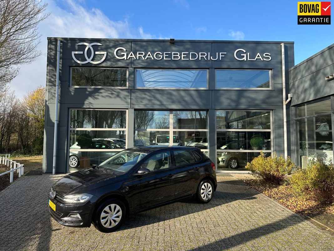 Volkswagen-Polo-1.0 TSI 95 pk Comfortline Business 54000 km carplay | Lease One en Lenen op Maat maken het mogelijk!
