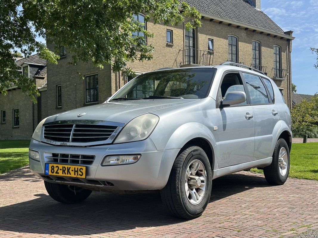 SsangYong-Rexton-RJ 230 | Lease One en Lenen op Maat maken het mogelijk!