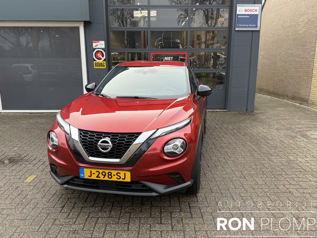 Nissan-Juke-1.0 DIG-T Acenta | Lease One en Lenen op Maat maken het mogelijk!