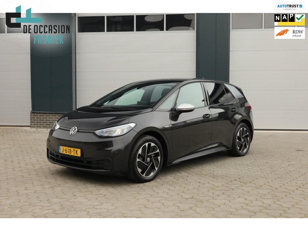 Volkswagen-ID.3-First 58 kWh Navi Carplay | Lease One en Lenen op Maat maken het mogelijk! Volkswagen-ID.3-First 58 kWh Navi Carplay | Lease One en Lenen op Maat maken het mogelijk!