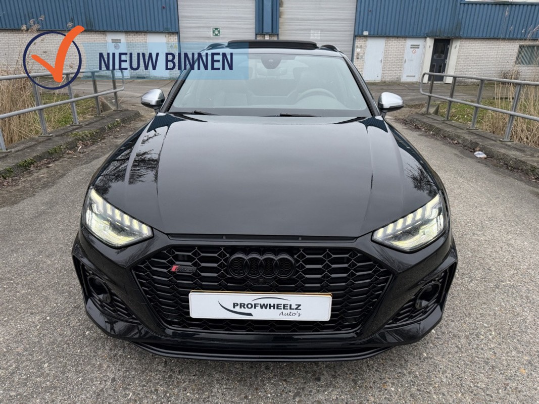 Audi-A4-RS4 Avant 2.9 TFSI quattro Pano/Ceramic/360/B&O | Lease One en Lenen op Maat maken het mogelijk!
