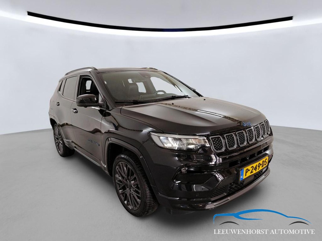 Jeep-Compass-4xe 240 Plug-in Hybrid Electric S, | Lease One en Lenen op Maat maken het mogelijk! Jeep-Compass-4xe 240 Plug-in Hybrid Electric S, | Lease One en Lenen op Maat maken het mogelijk!