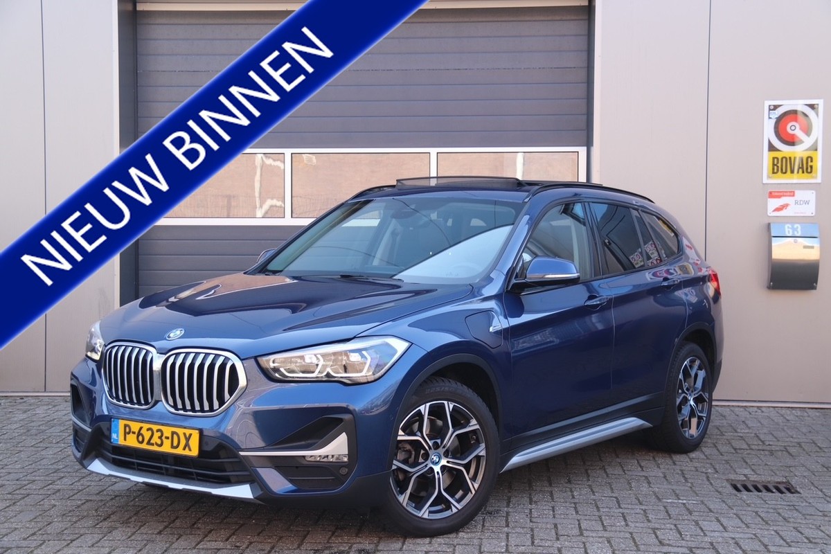 BMW-X1-xDrive25e Business Edition Plus, Stoelverwarming, Stuurverwarmd, Camera, Pano, Navi | Lease One en Lenen op Maat maken het mogelijk!