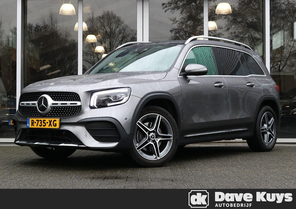 Mercedes-Benz-GLB-180 AMG Line 7p. Distronic | Panoramadak | Lease One en Lenen op Maat maken het mogelijk! Mercedes-Benz-GLB-180 AMG Line 7p. Distronic | Panoramadak | Lease One en Lenen op Maat maken het mogelijk!