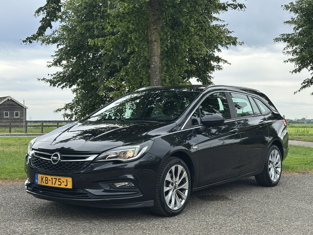 Opel-Astra-Sports Tourer 1.0 Edition | Lease One en Lenen op Maat maken het mogelijk!