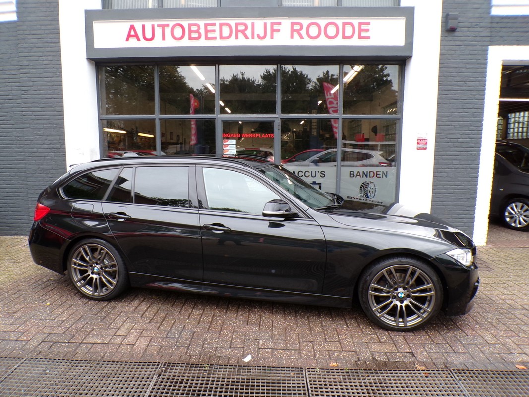 BMW-3 Serie-Touring 316i M-Pakket Executive | Lease One en Lenen op Maat maken het mogelijk! BMW-3 Serie-Touring 316i M-Pakket Executive | Lease One en Lenen op Maat maken het mogelijk!