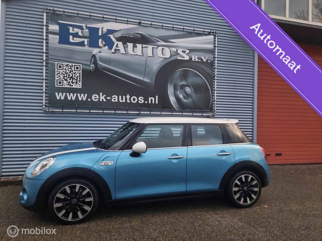 MINI-Cooper S-Mini 2.0 Chili Serious Business Automaat. LED | Lease One en Lenen op Maat maken het mogelijk! MINI-Cooper S-Mini 2.0 Chili Serious Business Automaat. LED | Lease One en Lenen op Maat maken het mogelijk!