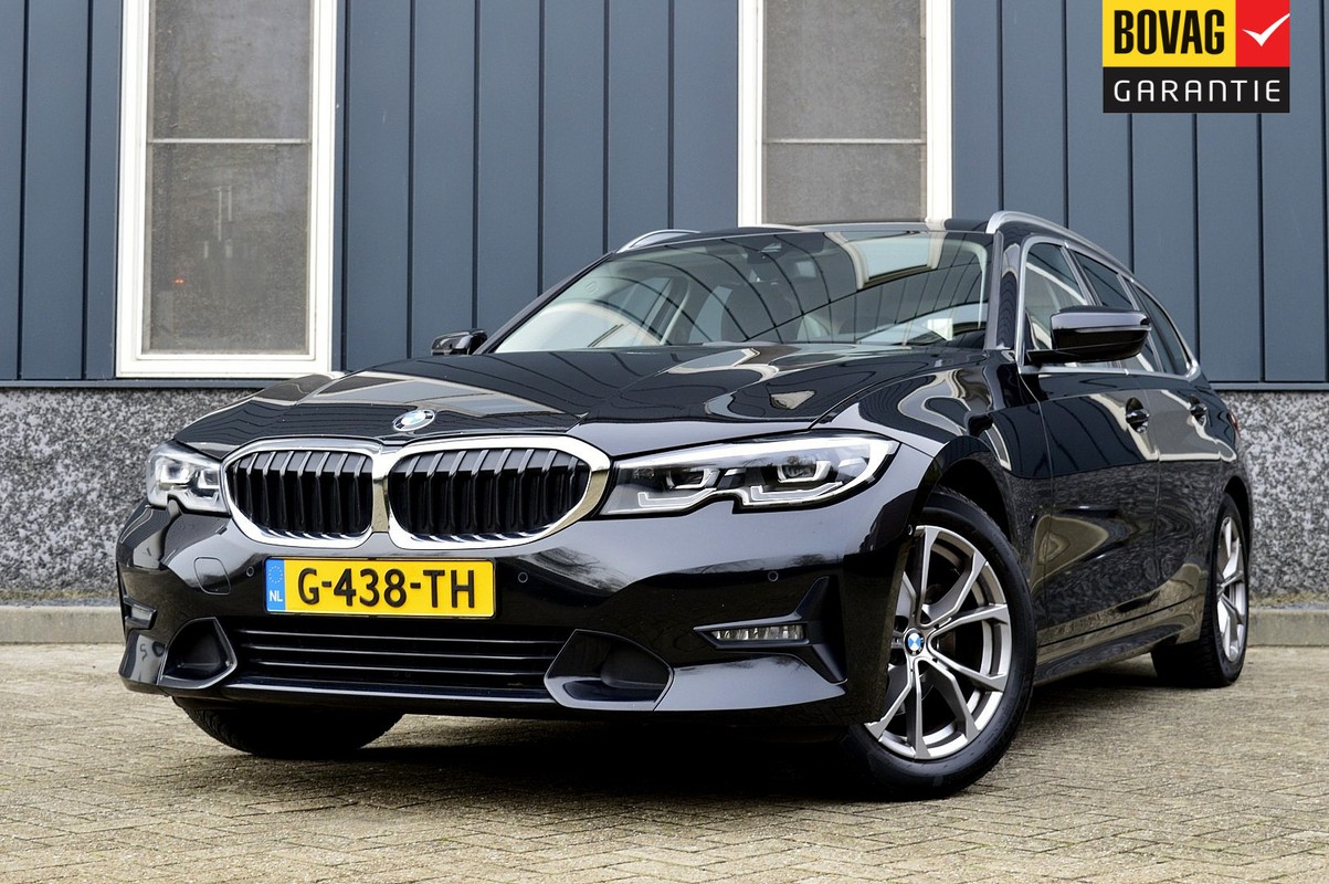 BMW-3 Serie-Touring 320i High Executive Edition Sport-Line | Lease One en Lenen op Maat maken het mogelijk!