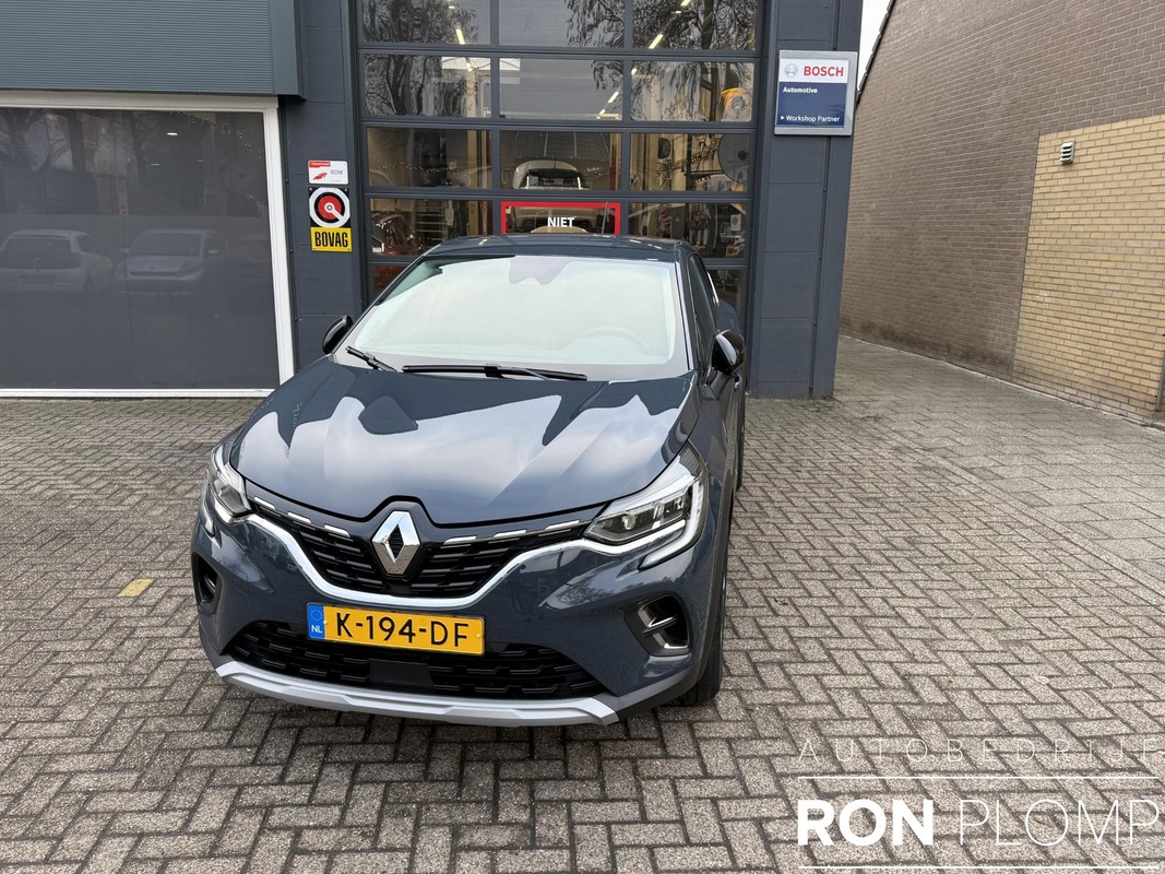 Renault-Captur-1.0 TCe 100 Intens | Lease One en Lenen op Maat maken het mogelijk!