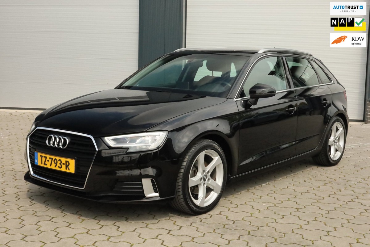 Audi-A3-Sportback 1.0 TFSI Sport Lease Edition Trekhaak Navi Sportstoel | Lease One en Lenen op Maat maken het mogelijk! Audi-A3-Sportback 1.0 TFSI Sport Lease Edition Trekhaak Navi Sportstoel | Lease One en Lenen op Maat maken het mogelijk!