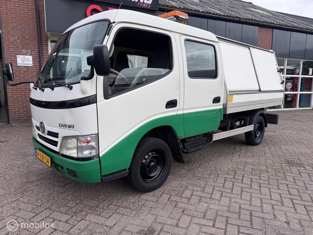 Toyota-Dyna-100 3.0 D-4D DC Kipper | Lease One en Lenen op Maat maken het mogelijk!