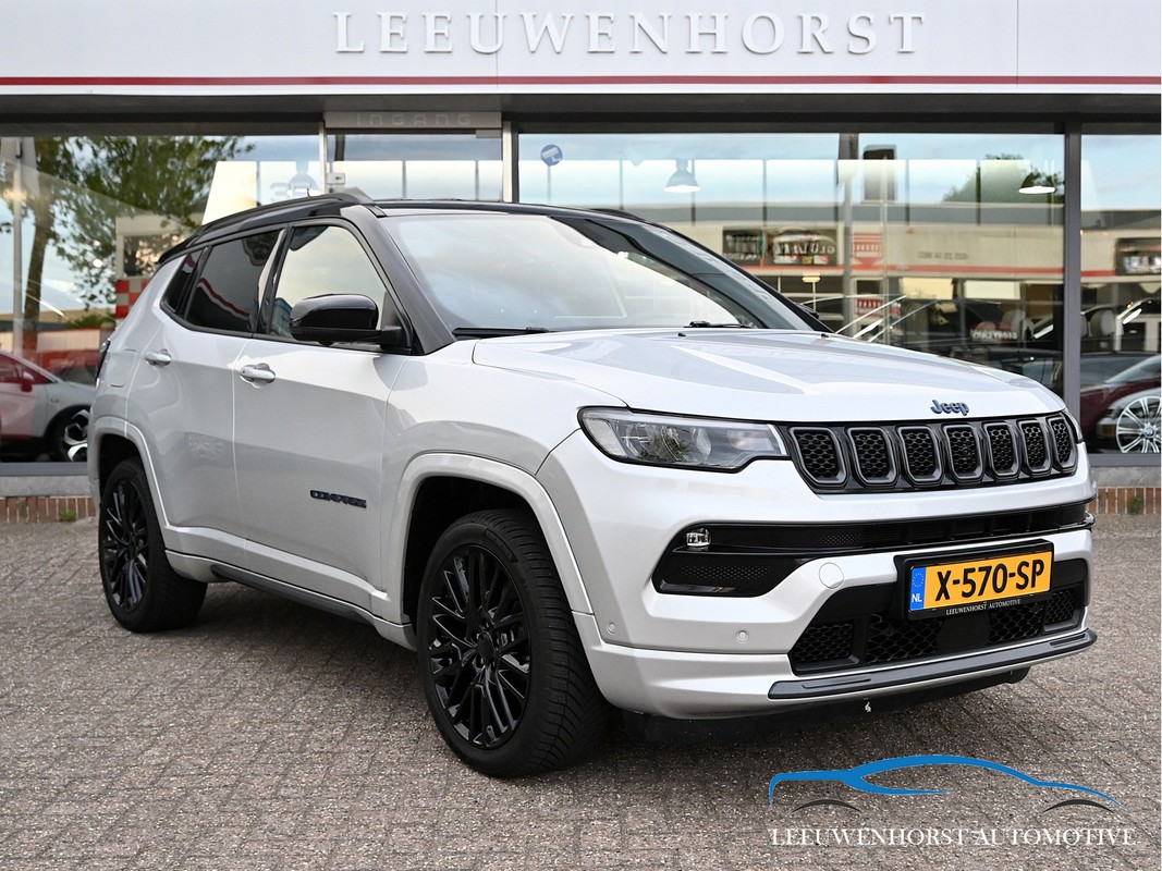 Jeep-Compass-4xe 240 Plug-in Hybrid Electric S, | Lease One en Lenen op Maat maken het mogelijk! Jeep-Compass-4xe 240 Plug-in Hybrid Electric S, | Lease One en Lenen op Maat maken het mogelijk!