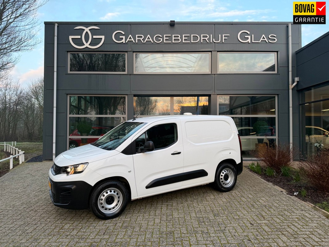 Peugeot-Partner-1.5 BlueHDI Grip 3 persoons achterklep !!! | Lease One en Lenen op Maat maken het mogelijk!