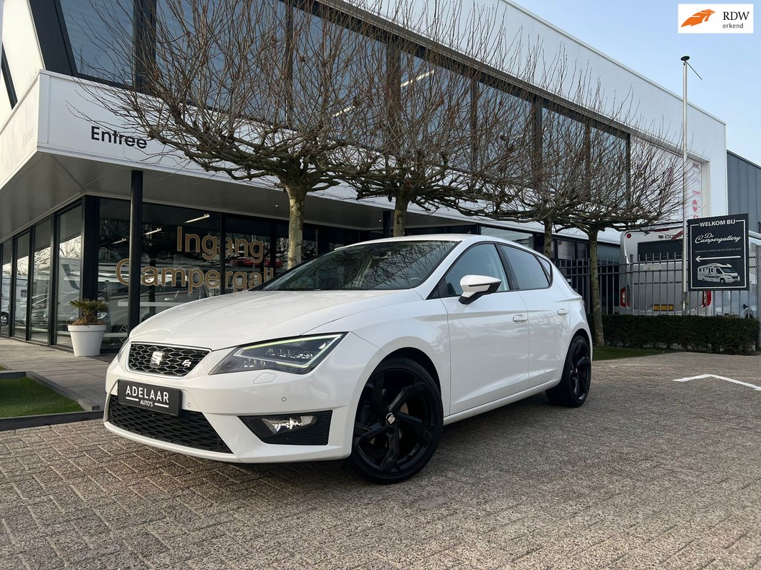 SEAT-Leon-1.4 TSI FR l XENON l CUSTOM VELGEN l NAVIGATIE l | Lease One en Lenen op Maat maken het mogelijk!