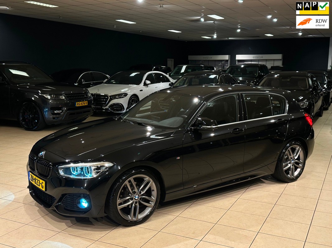 BMW-1 Serie-118i High Executive/M-Sport/Leder/Automaat/Top | Lease One en Lenen op Maat maken het mogelijk! BMW-1 Serie-118i High Executive/M-Sport/Leder/Automaat/Top | Lease One en Lenen op Maat maken het mogelijk!
