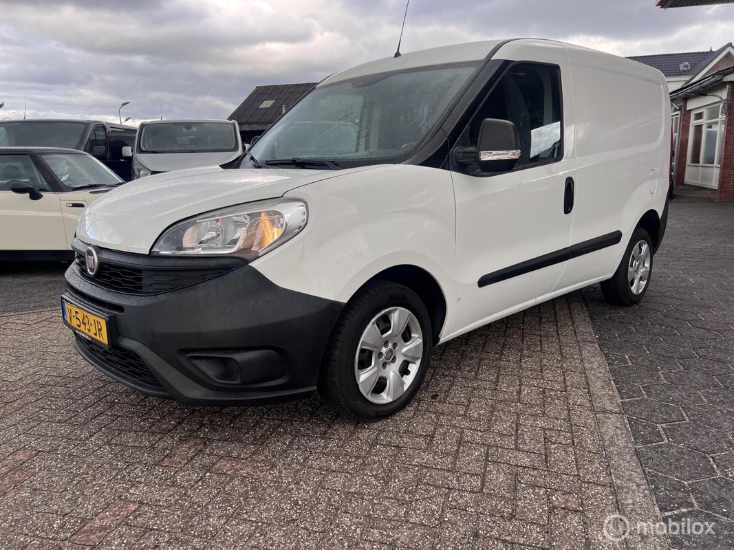 Fiat-Doblò-Cargo 1.3 MJ L1H1 Actual | Lease One en Lenen op Maat maken het mogelijk!