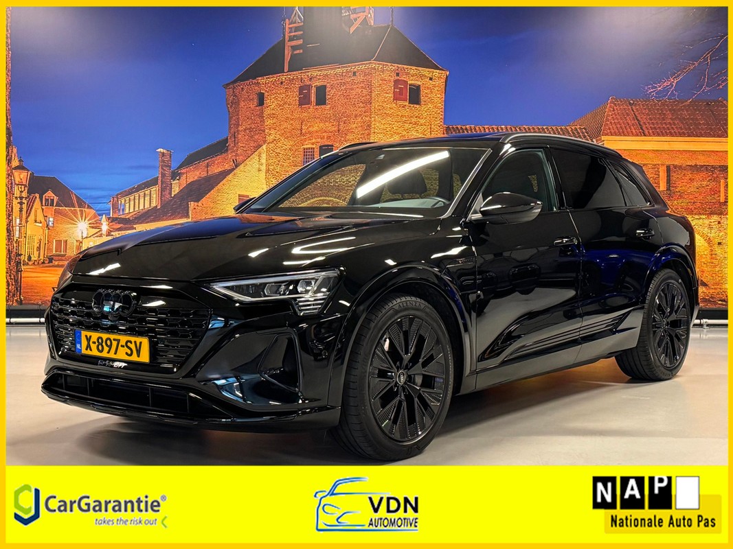 Audi-Q8 e-tron-55 quattro Advanced Ed. 115 kWh Panodak Carplay SOH 91.4% | Lease One en Lenen op Maat maken het mogelijk!
