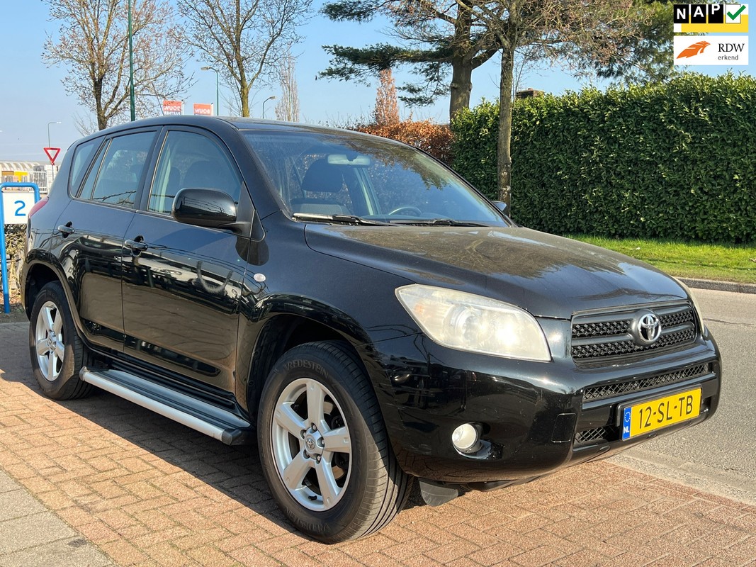 Toyota-RAV4-2.0VVTi Linea Sol *Dlr. Onderhouden * APK 3-2027 * | Lease One en Lenen op Maat maken het mogelijk! Toyota-RAV4-2.0VVTi Linea Sol *Dlr. Onderhouden * APK 3-2027 * | Lease One en Lenen op Maat maken het mogelijk!