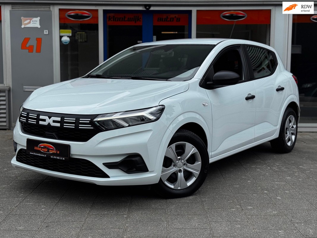 Dacia-Sandero-1.0 TCe Expression CarPlay Led 18.000km Bj.2024 1e Eigenaar | Lease One en Lenen op Maat maken het mogelijk!