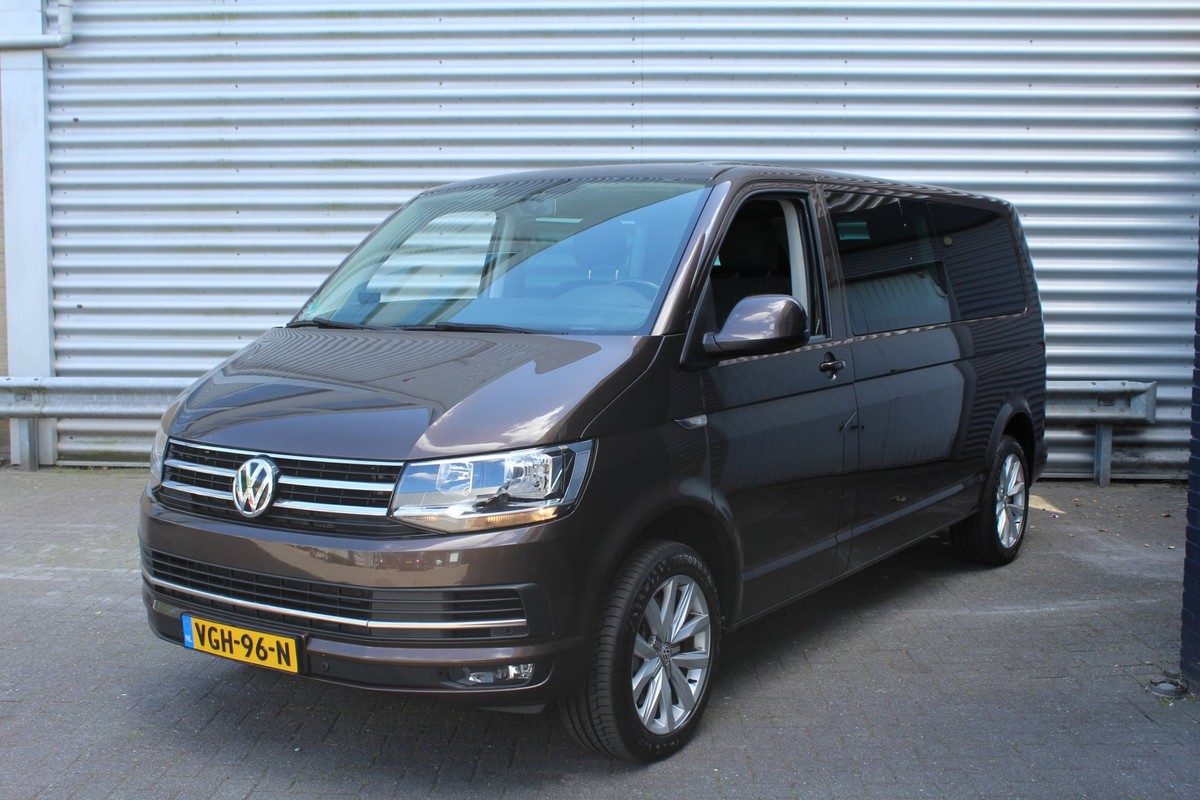 Volkswagen-Transporter-2.0 TDI 204pk L2H1 Caravelle DSG7 Dubbel Cabine Navi Clima LMV | Lease One en Lenen op Maat maken het mogelijk!