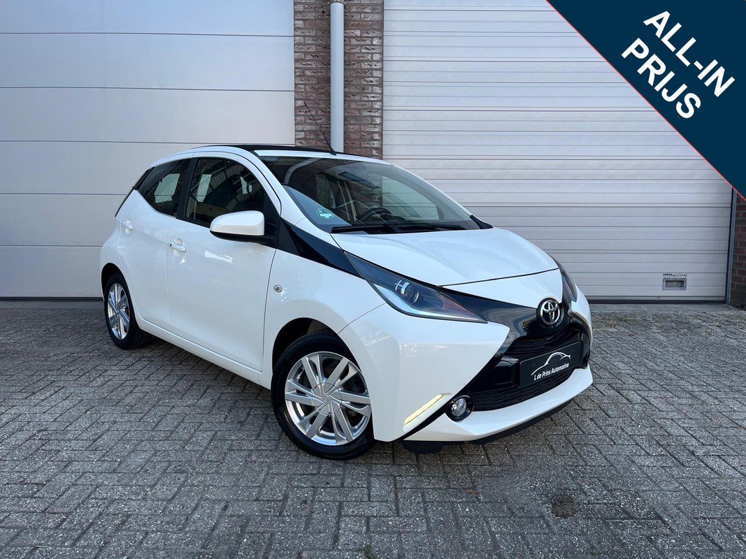 Toyota-Aygo-1.0 VVT-i x-wave | Lease One en Lenen op Maat maken het mogelijk! Toyota-Aygo-1.0 VVT-i x-wave | Lease One en Lenen op Maat maken het mogelijk!