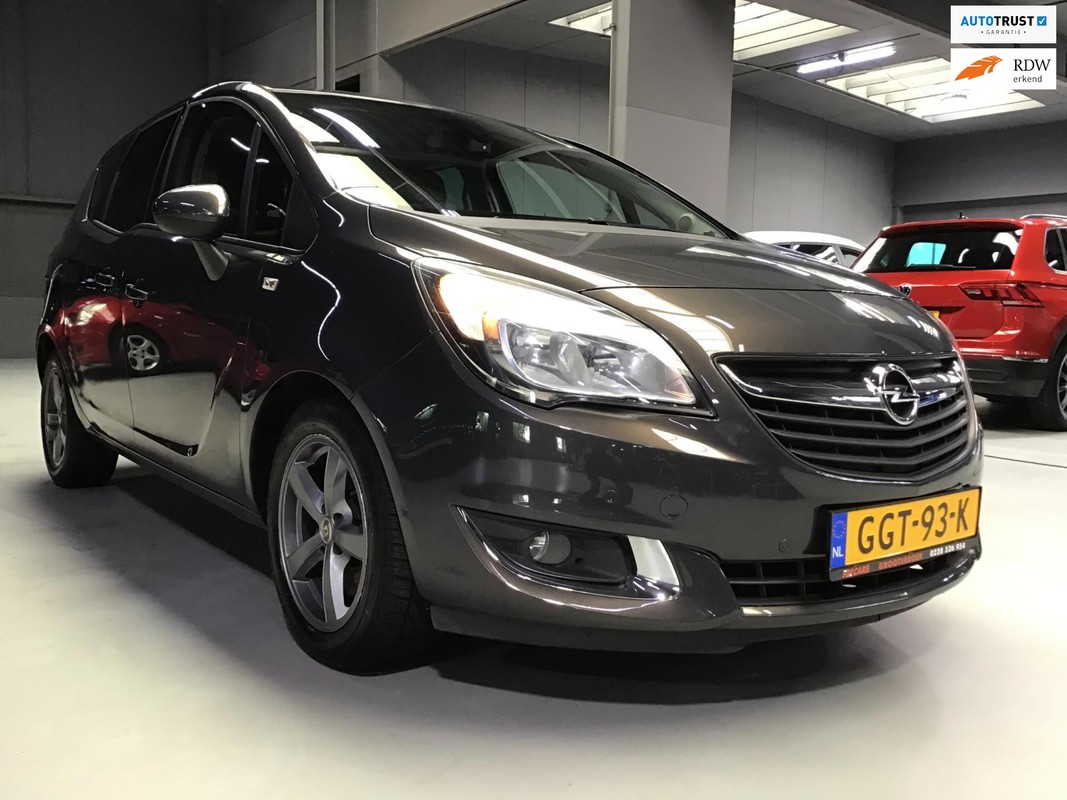 Opel-Meriva-1.4 Turbo Cosmo I 2e Eigen. I Dealer Onderh. I 110xxx km I Apk 7-'27 I Kln Beurt I Airco I Cruise Contr I 140PK I 6Bak | Lease One en Lenen op Maat maken het mogelijk!