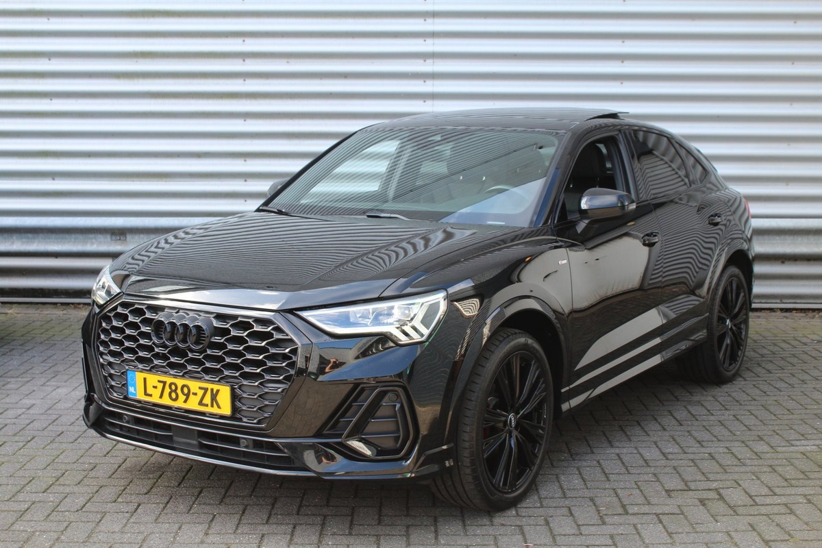 Audi-Q3-Sportback 35 TFSI 150pk Pro Line S Black Edition AUTOMAAT | Lease One en Lenen op Maat maken het mogelijk! Audi-Q3-Sportback 35 TFSI 150pk Pro Line S Black Edition AUTOMAAT | Lease One en Lenen op Maat maken het mogelijk!