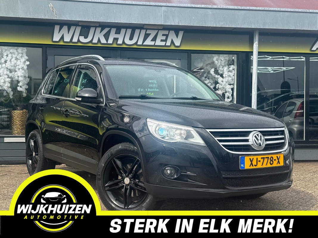 Volkswagen-Tiguan-2.0 TSI Sport&Style 4Motion Automaat met Panorama dak !!! Navigatie !!! Vol Opties !!! | Lease One en Lenen op Maat maken het mogelijk!