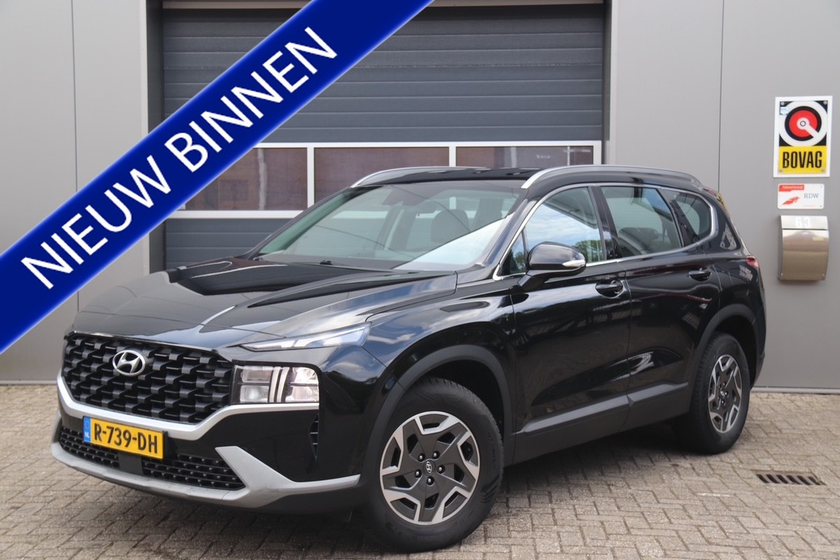 Hyundai-Santa Fe-1.6 T-GDI HEV i-Motion, Trekhaak, Camera, Stoelverwarming | Lease One en Lenen op Maat maken het mogelijk!