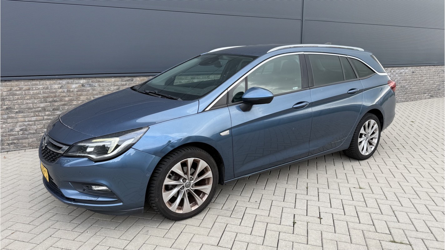 Opel-Astra-Sports Tourer 1.0 Innovation | Lease One en Lenen op Maat maken het mogelijk!