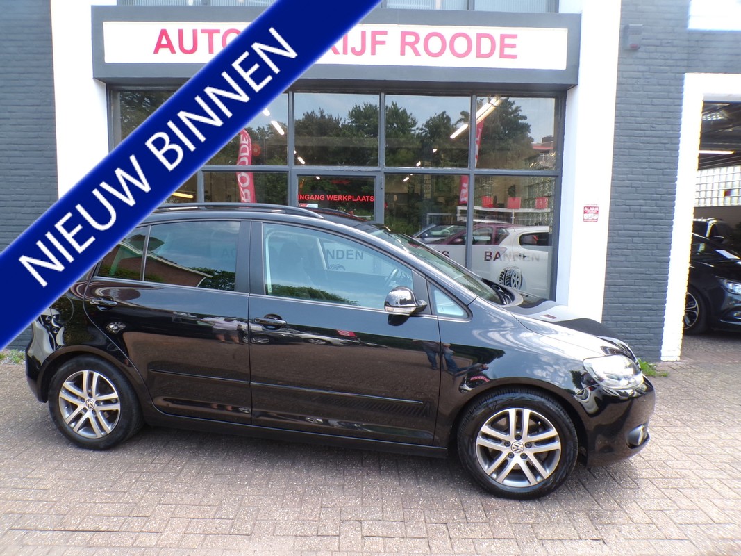 Volkswagen-Golf-1.4 TSI Automaat Highline | Lease One en Lenen op Maat maken het mogelijk!